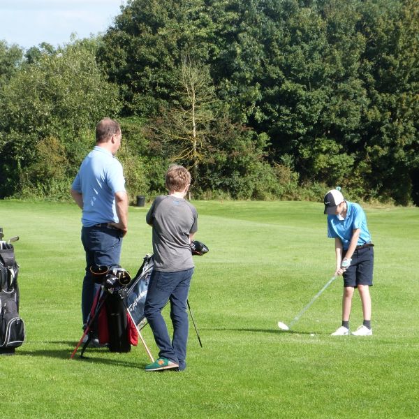 Parents & Sons Golf Sept 2016 (9)